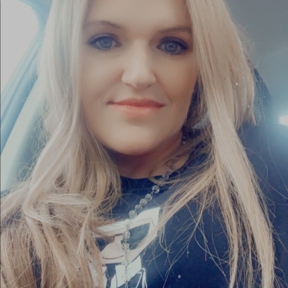 Meet your Posher, Kristen